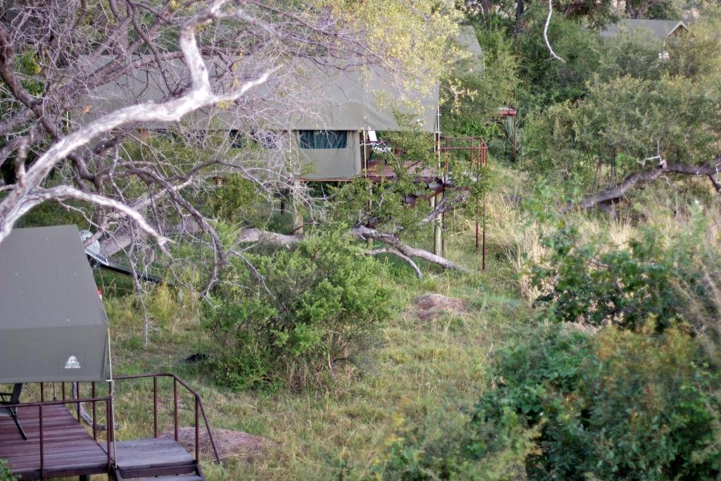 Nkasa Lupala Tented Lodge Sangwali Ngoại thất bức ảnh