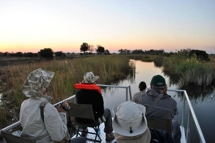 Nkasa Lupala Tented Lodge Sangwali Ngoại thất bức ảnh